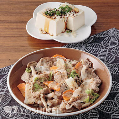 ごまドレで食べる！蒸し豚しゃぶ
